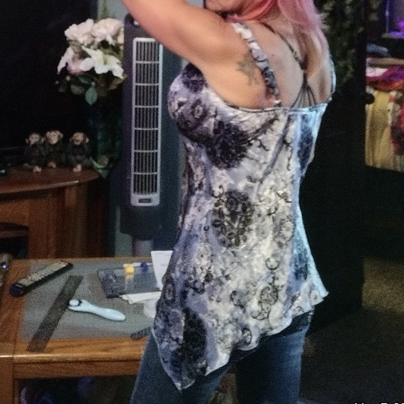 Shimmery lt blue/black asymmetrical top - Picture 2 of 12